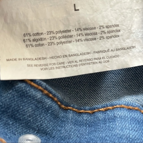 Women’s Denim Jacket Size Large BNWT - Picture 9 of 11